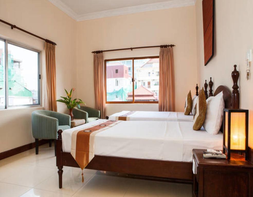 Anise Hotel And Restaurant Phnom Penh Esterno foto