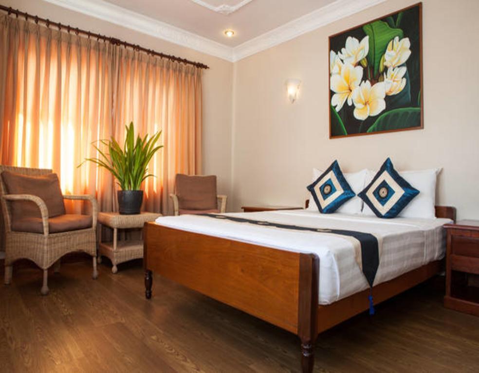 Anise Hotel And Restaurant Phnom Penh Esterno foto