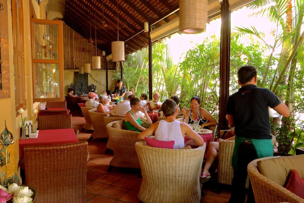 Anise Hotel And Restaurant Phnom Penh Esterno foto